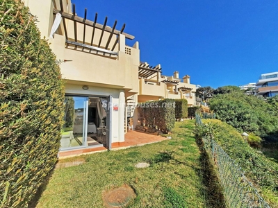 Casa en venta en Cabopino-Artola, Marbella