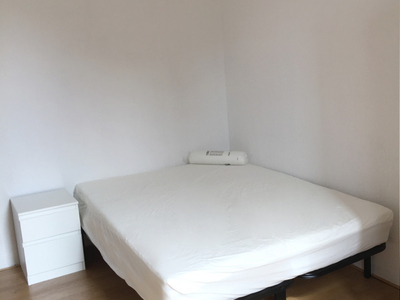 Habitación cálida en un apartamento de 8 dormitorios en El Born, Barcelona