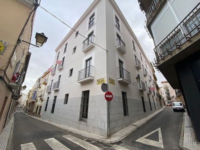 Piso en alquiler en Casco Antiguo - Centro de 1 habitación con muebles y aire acondicionado