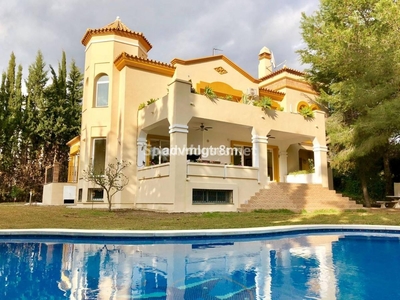 Villa en venta en Paraiso-Borronal, Estepona