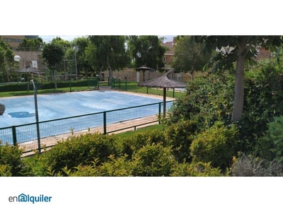 Alquiler casa piscina Rivas centro