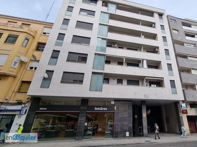 Alquiler piso terraza y ascensor Las fuentes