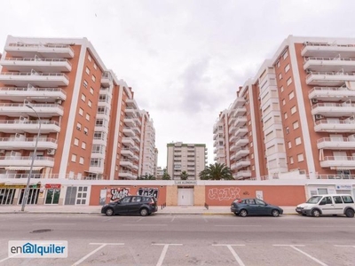 Alquiler piso terraza y ascensor Playa de gandia