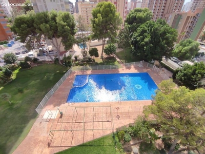 Apartamento de 2 dormitorios piscina comunitaria a 700m de Playa Levante