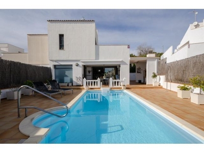 ¡CHALET EN MAS MEL - CALAFELL-!