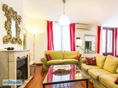 Fantástico apartamento de 1 dormitorio con aire acondicionado en Malasaña, todos los servicios incluidos
