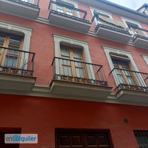 Alquiler de Piso en Carrera de la Virgen, 18