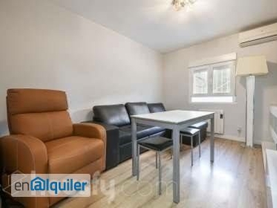 Alquiler piso con 2 habitaciones Latina