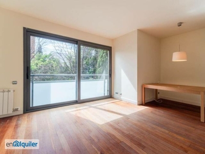 Apartamento en Alquiler en Barcelona con 92 M2