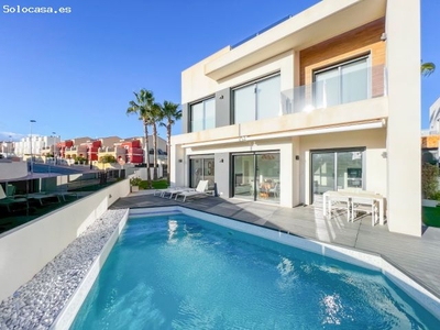 Villa en Venta en Torrevieja, Alicante