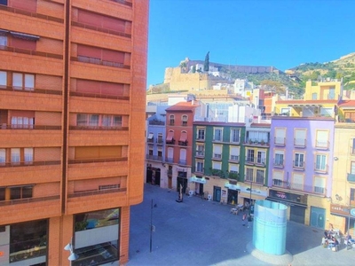 Venta Piso Alicante - Alacant. Piso de tres habitaciones Cuarta planta