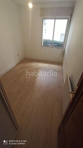 Alquiler piso con 3 habitaciones en Cabrils