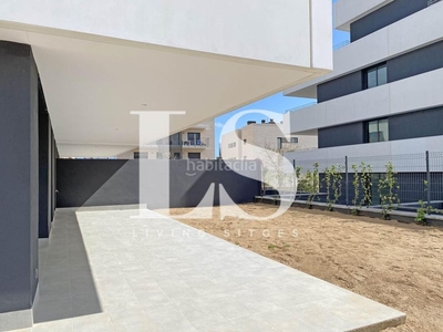 Alquiler piso planta baja de obra nueva en La Plana en Sitges
