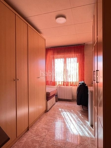 Ático con 3 habitaciones con ascensor, aire acondicionado y vistas a la montaña en Cornellà de Llobregat