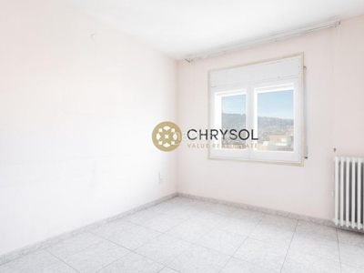 Ático en venta con terraza a reformar. en La Salut Barcelona