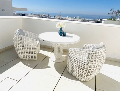 Ático viva en el lujo con impresionantes vistas al mar: excepcional ático de 3 habitaciones con piscina privada climatizada en la prestigiosa comunidad de higuerón west, costa del sol. en Fuengirola