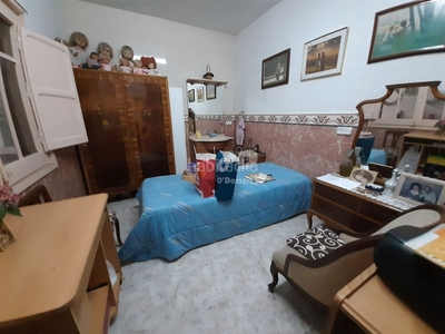 Casa con 8 habitaciones con calefacción en Vinyets-Molí Vell Sant Boi de Llobregat