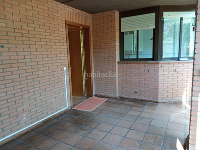 Casa pareada con 4 habitaciones con parking, calefacción y aire acondicionado en Rozas de Madrid (Las)