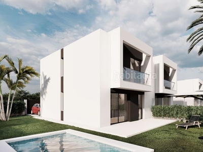 Casa pareada en calle violetas obra nueva - vivienda pareada de 135 m2 construidos con 4 dormitorio y 3 baños completos en Bétera