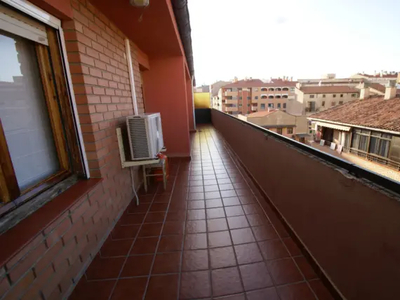 Apartamento en venta en Calle de Benito Vicioso en Calatayud por 62,000 €