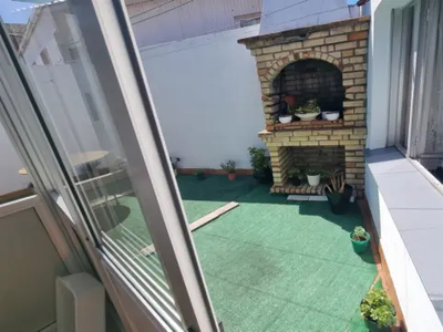 Casa adosada en venta en Avenida do Cruceiro en Sanxenxo por 199,000 €