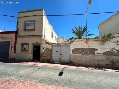 Casa con terreno en Venta en Alhama de Almería, Almería