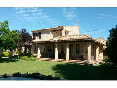 Casa de Piedra con Jardín y Piscina en Binissalem