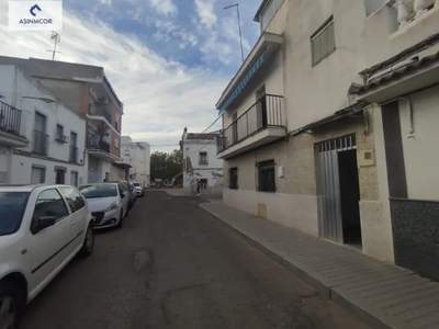 Casa en venta en Alcolea en Periurbano Este-Santa Cruz por 150,000 €
