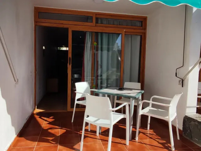 Casa en venta en Avenida de Italia, 19 en Playa del Inglés por 250,000 €