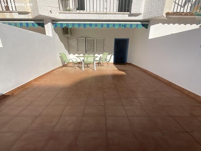 ????REFORMADO DUPLEX CON PORCHE Y PATIO EN BAHIA A 600 METROS DE LA PLAYA?