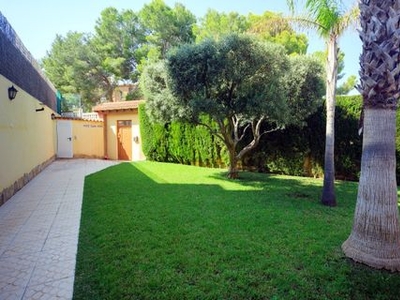 Villa en Torrevieja, Alicante provincia