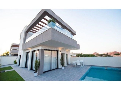 Villa en Venta en Los Montesinos, Alicante