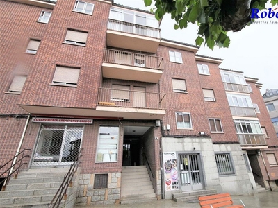 Alquiler de piso en calle Fray Gil de 3 habitaciones con terraza y garaje