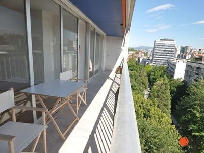 Alquiler de piso en calle Olmos de Los Ibilbidea de 1 habitación con terraza y balcón