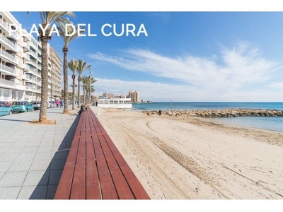 Amplio Apartamento de 3 Dormitorios Dobles en Venta en La Playa del Cura