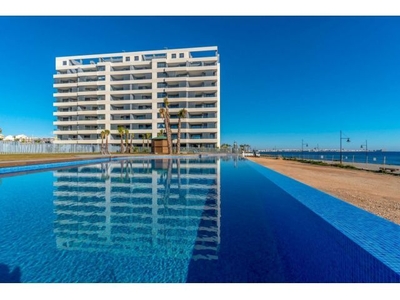 Apartamento en Punta Prima frente al mar