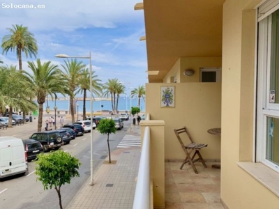 Apartamento en venta en el Puerto de Javea con vistas al mar.
