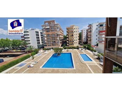 APARTAMENTO ESQUINERO EN C/ MAYOR CON PISCINA Y ACCESO DIRECTO AL PASEO JAIME I