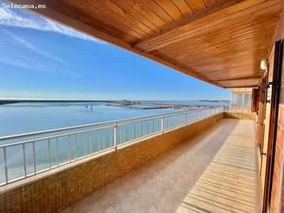 Apartamento Reformado de 3 Dormitorios en Venta en Torrevieja con Vistas al Mar