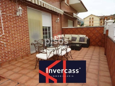 Casa adosada en venta en Barrio del Puente