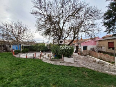 Casa rústica en venta en Calle de las Traseras