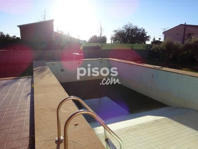 Chalet en venta en Madrigal