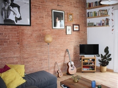 Confortable and lovely flat in Gracia.
