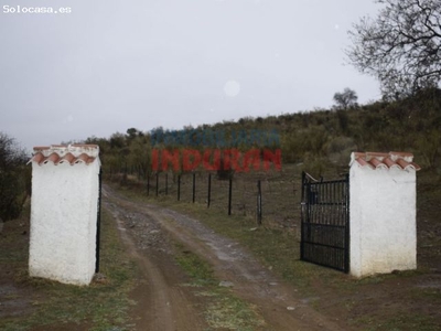 Finca ganadera de 45 ha en Valdelacasa de Tajo, Cáceres