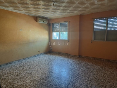 Piso con 3 habitaciones en Alcantarilla