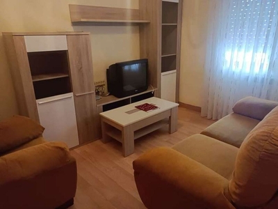 Piso en alquiler en Adurtza - Aretxabaleta de 3 habitaciones con muebles y calefacción