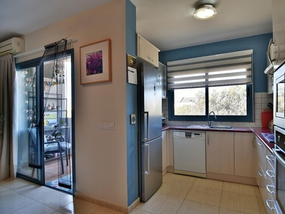 Piso en alquiler en Vecindario-Paredilla-Sardina de 3 habitaciones con garaje y muebles