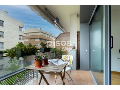 Piso en venta en Carrer de les Tres Creus