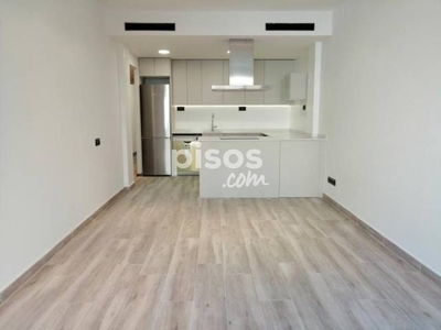 Piso en venta en Carrer de Londres, cerca de Carrer de Villarroel