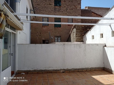 Venta de piso en calle Lope de Vega de 3 habitaciones con terraza y calefacción